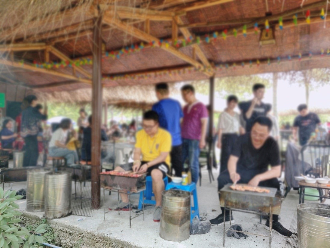 “濃蔭綠柳旁 杭途燒烤忙” ——記杭途科技五月燒烤活動(dòng) “濃蔭綠柳旁 杭途燒烤忙” ——記杭途科技五月燒烤活動(dòng)